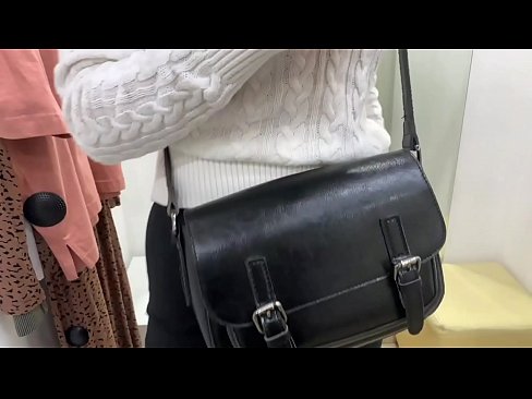 ❤️ Masturbation publique de la jeune salope FeralBerry avec un gode dans la cabine d'essayage ❤ Super porno at us ❌️